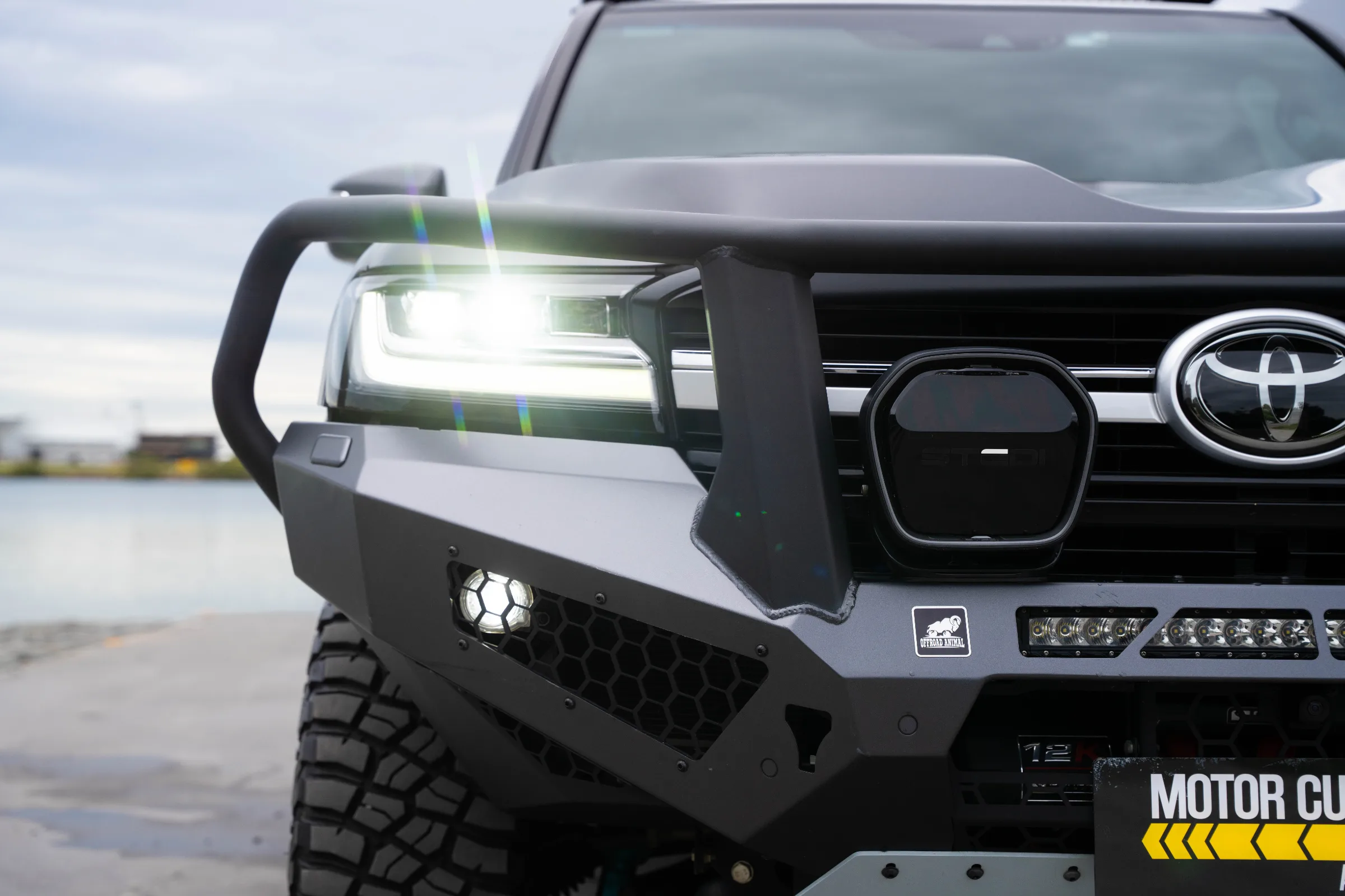 LC300 Series detail