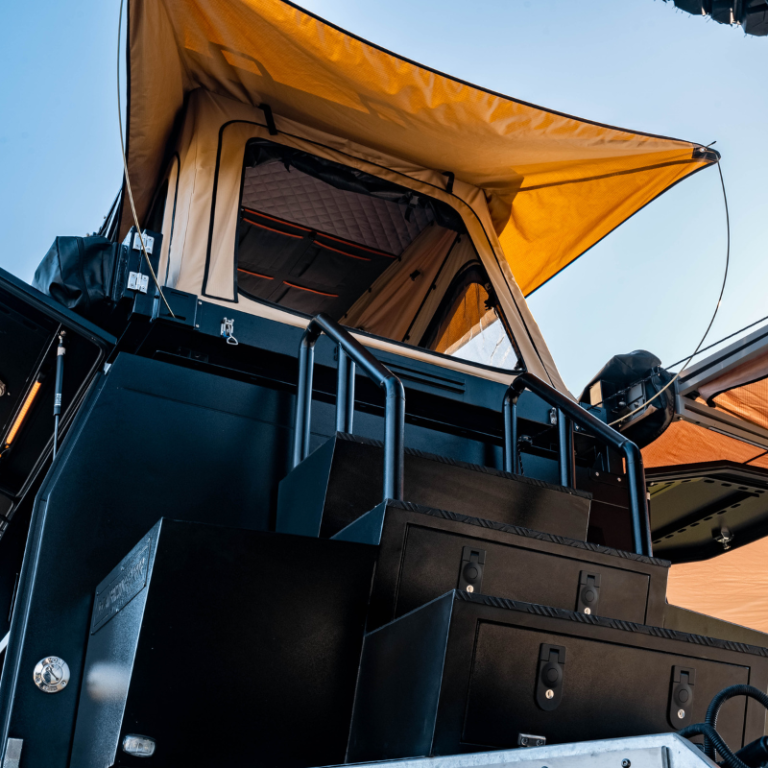 Portal Axel 79 Series LandCruiser + HardKorr Camper (15)