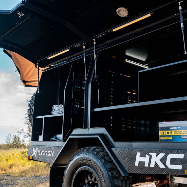 Portal Axel 79 Series LandCruiser + HardKorr Camper (17)