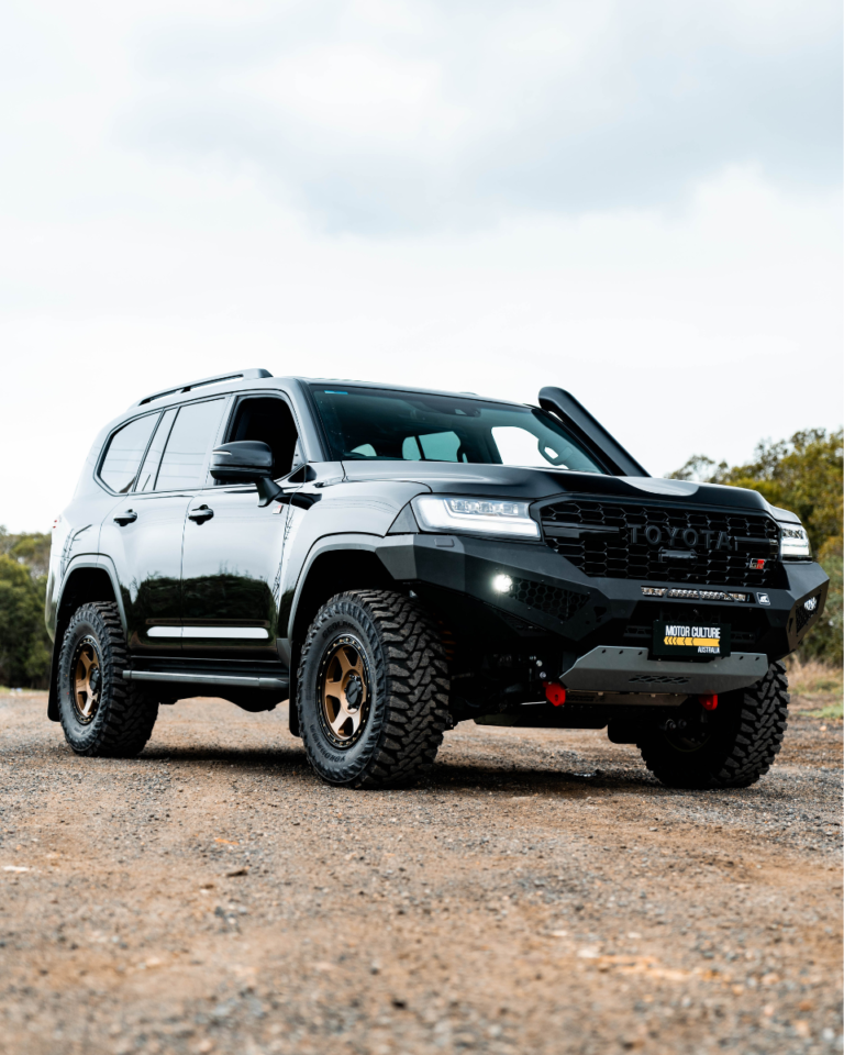 BLACK FRIDAY_ 300 SERIES GR LANDCRUISER GIVEAWAY BY MOTOR CULTURE AUSTRALIA (2)