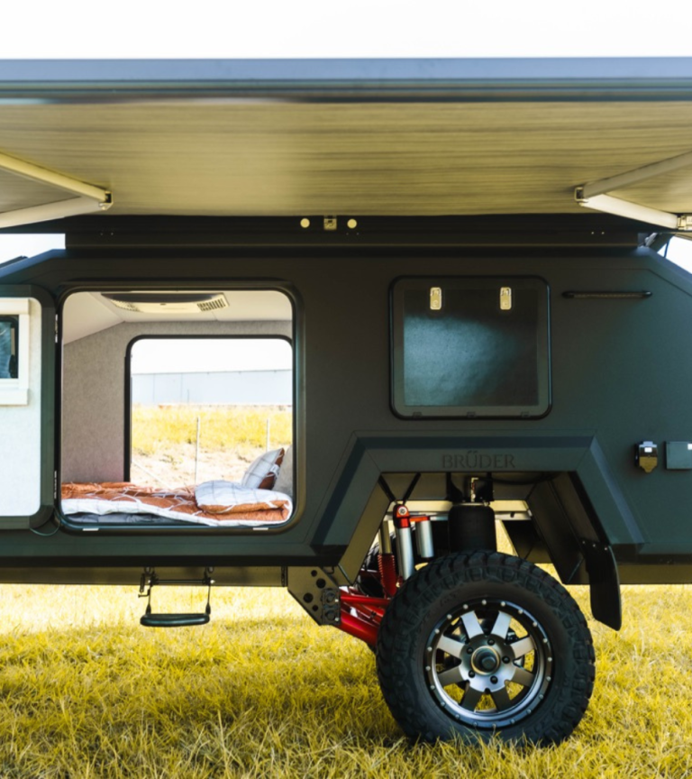 TOYOTA-LANDCRUISER-200-SERIES-AND-BRUDER-CAMPER-GIVEAWAY-9.png