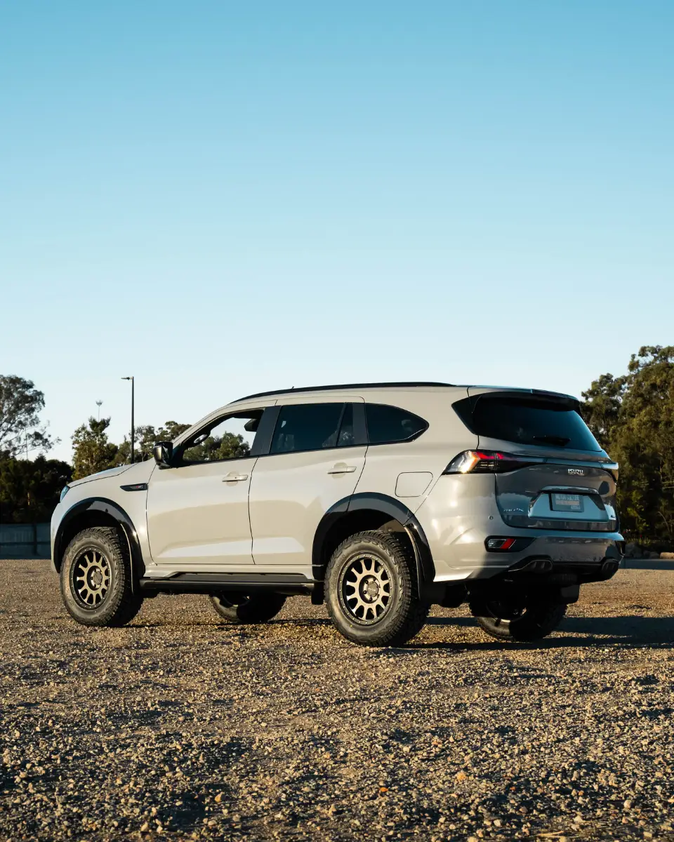 1 DAY ISUZU MU-X GALLERY (5)