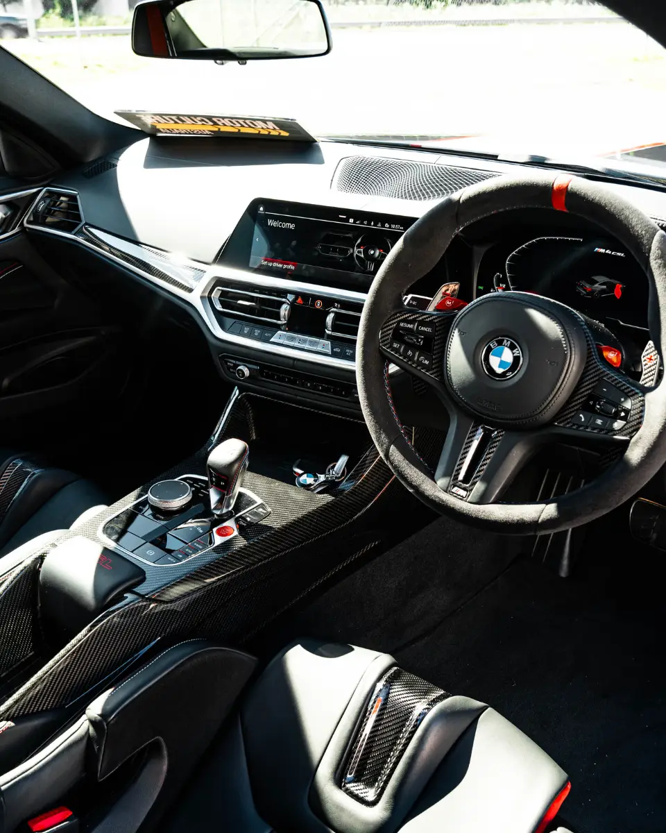 BMW M4 CSL GALLERY (28)