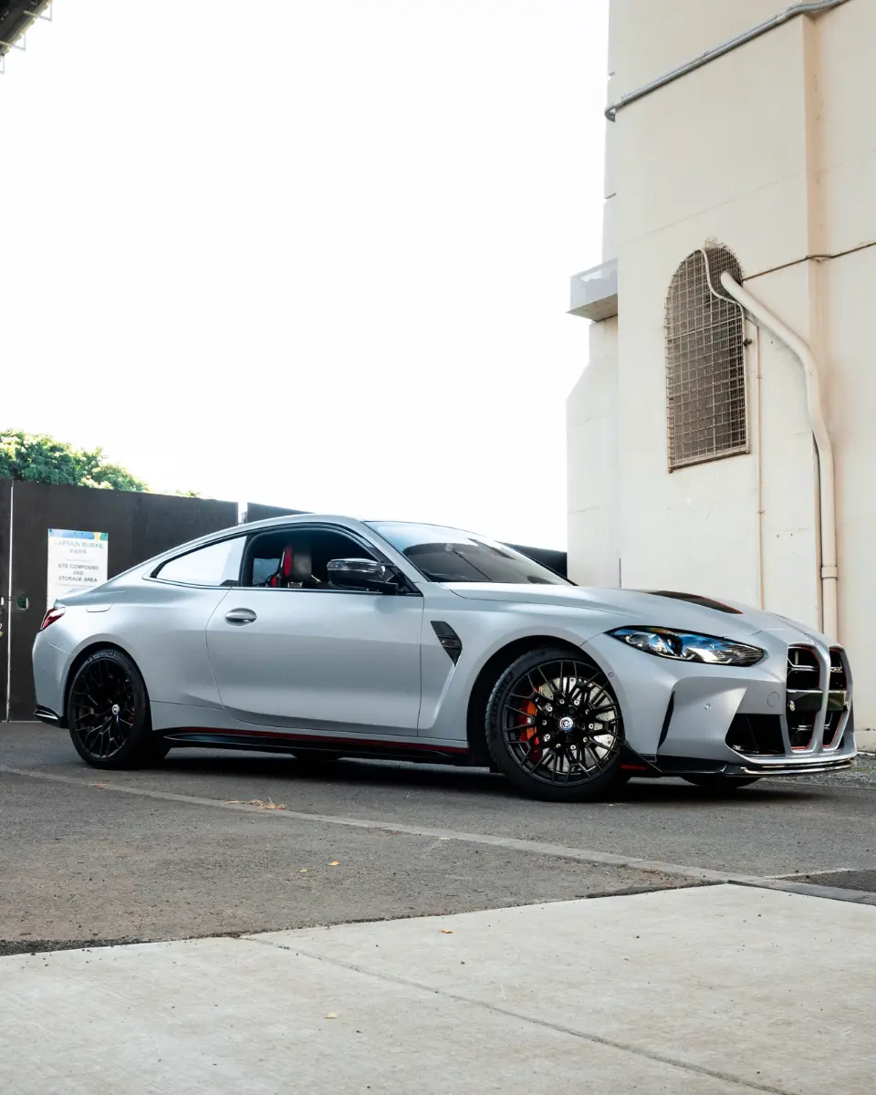 BMW M4 CSL GALLERY (5)
