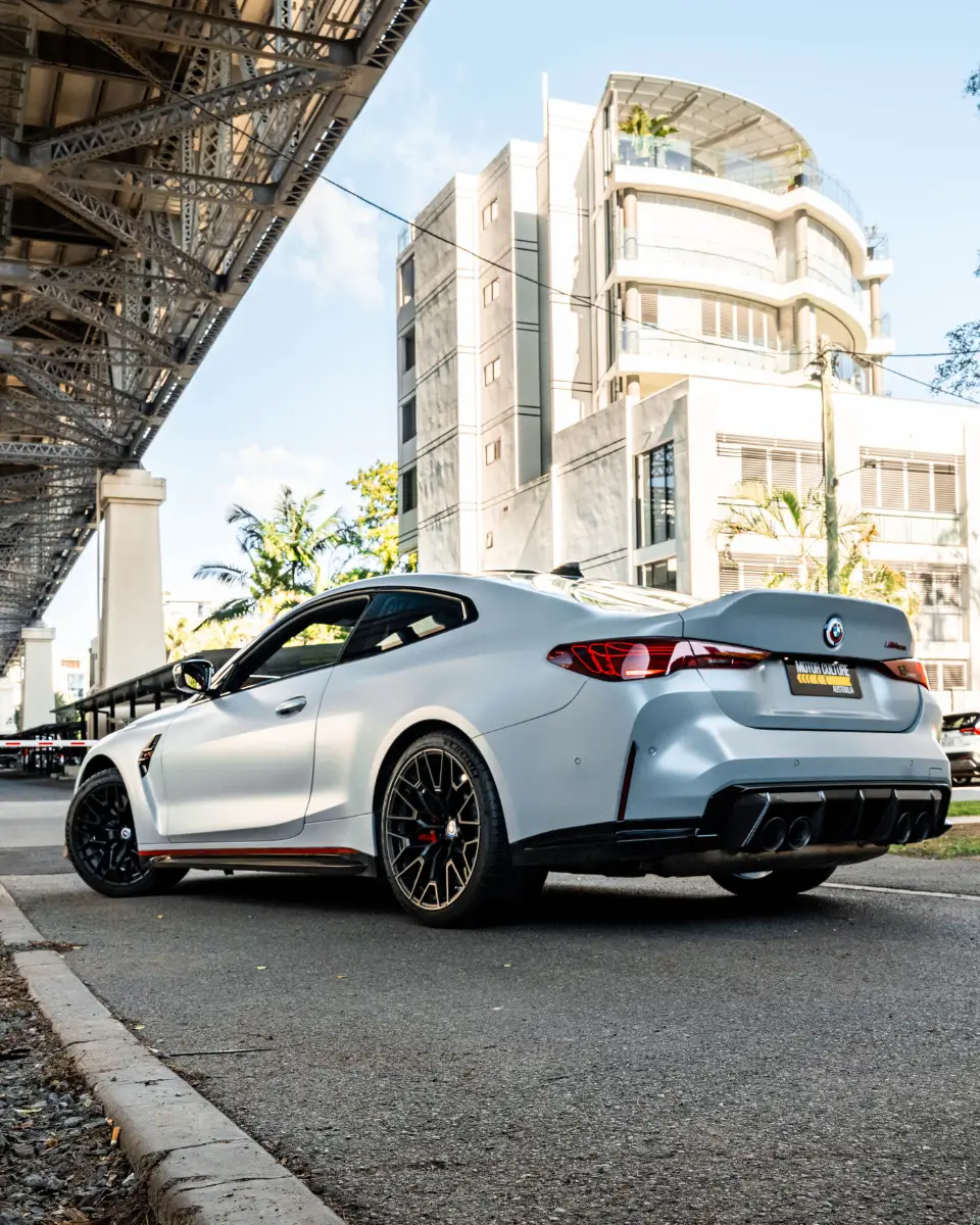BMW M4 CSL GALLERY