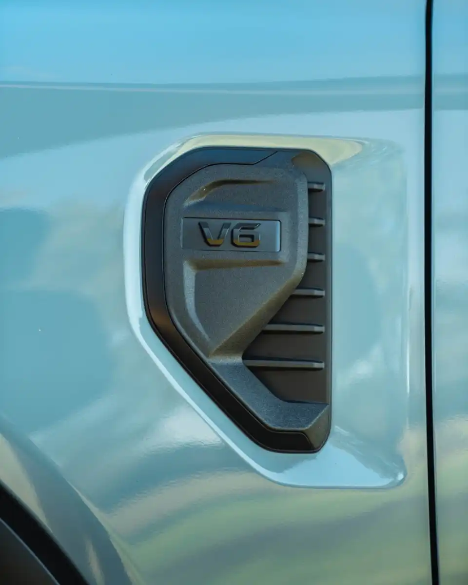 FORD EVEREST TREMOR MOTOR CULTURE AUSTRALIA IMAGE (25)