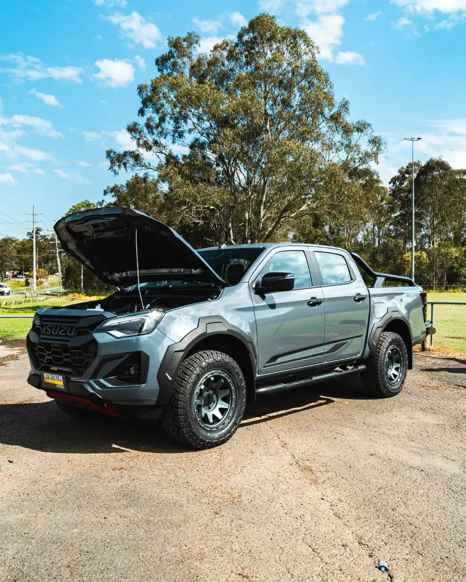 1 DAY D-MAX GALLER (10)