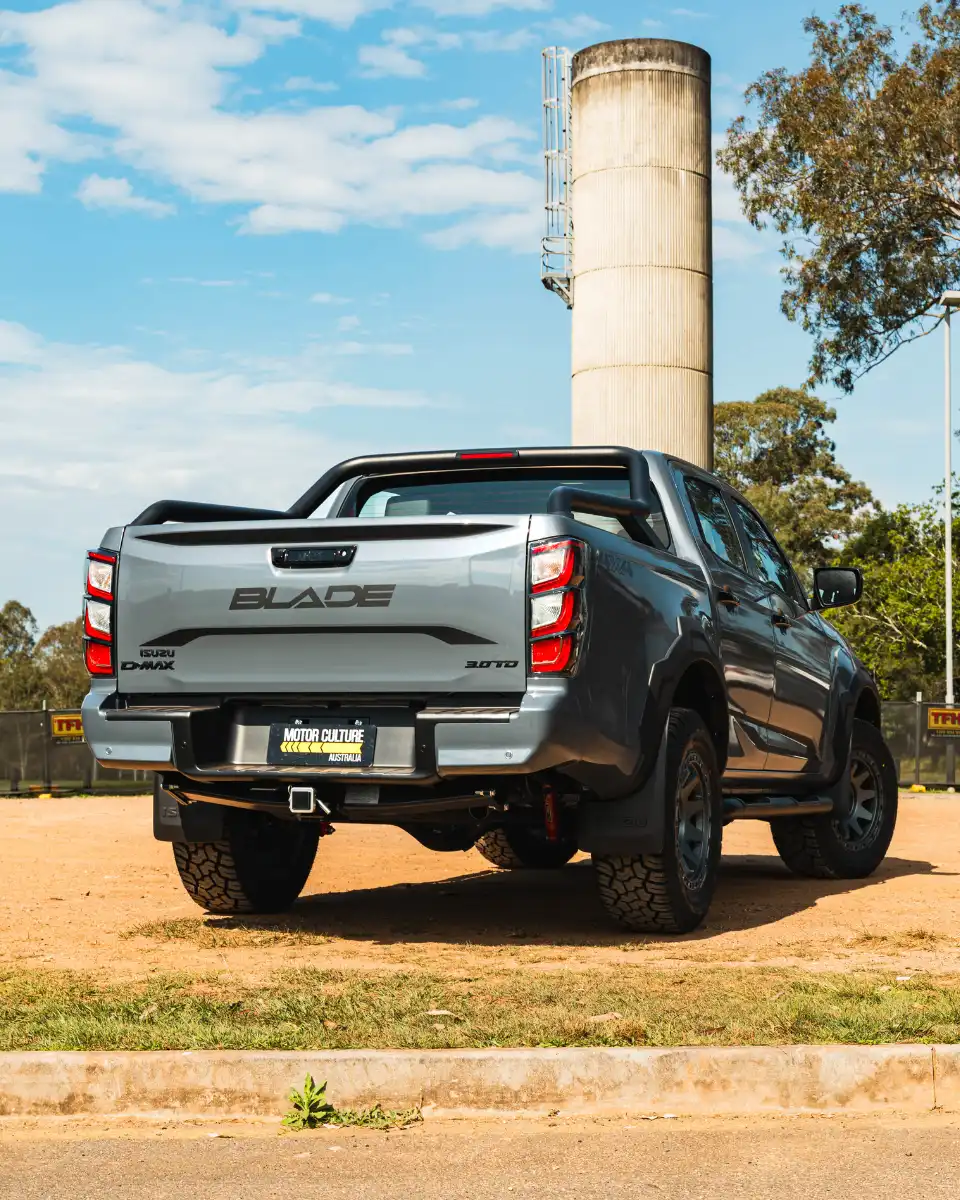 1 DAY D-MAX GALLER (4)