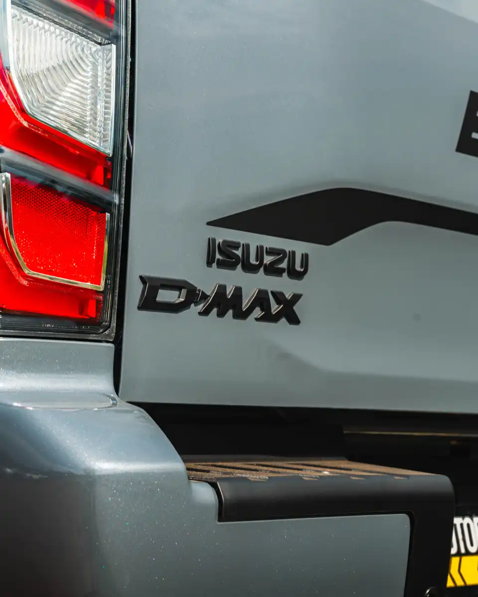 1 DAY D-MAX GALLER (5)