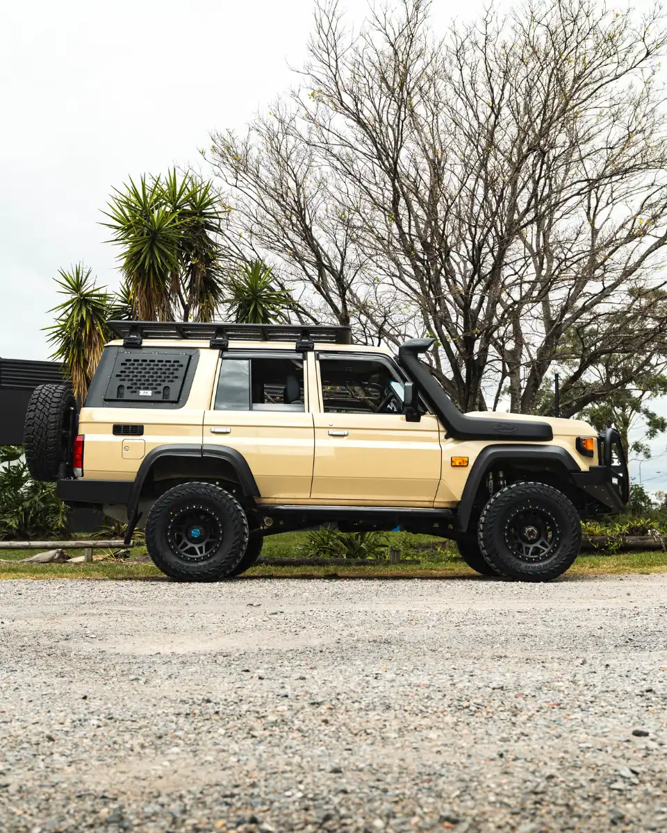 76 SERIES LANDCRUISER GALLERY (3)