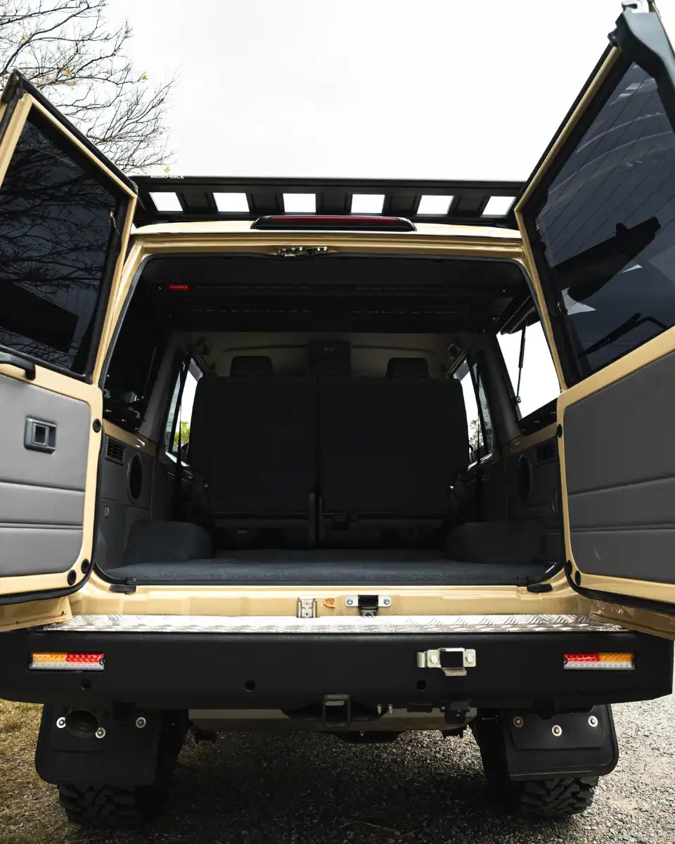 76 SERIES LANDCRUISER GALLERY (7)