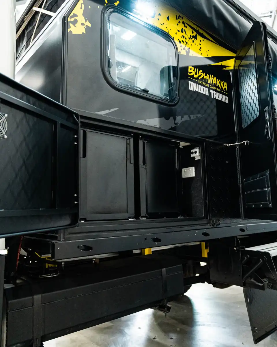 VIP BUSHWAKKA FUSO TRUCK GALLERY (17)