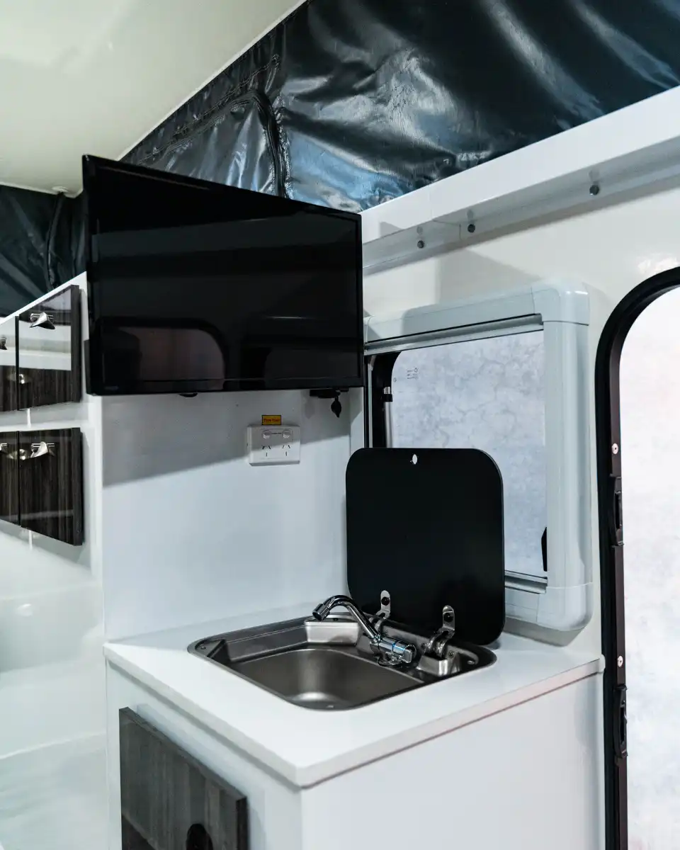 VIP BUSHWAKKA FUSO TRUCK GALLERY (24)