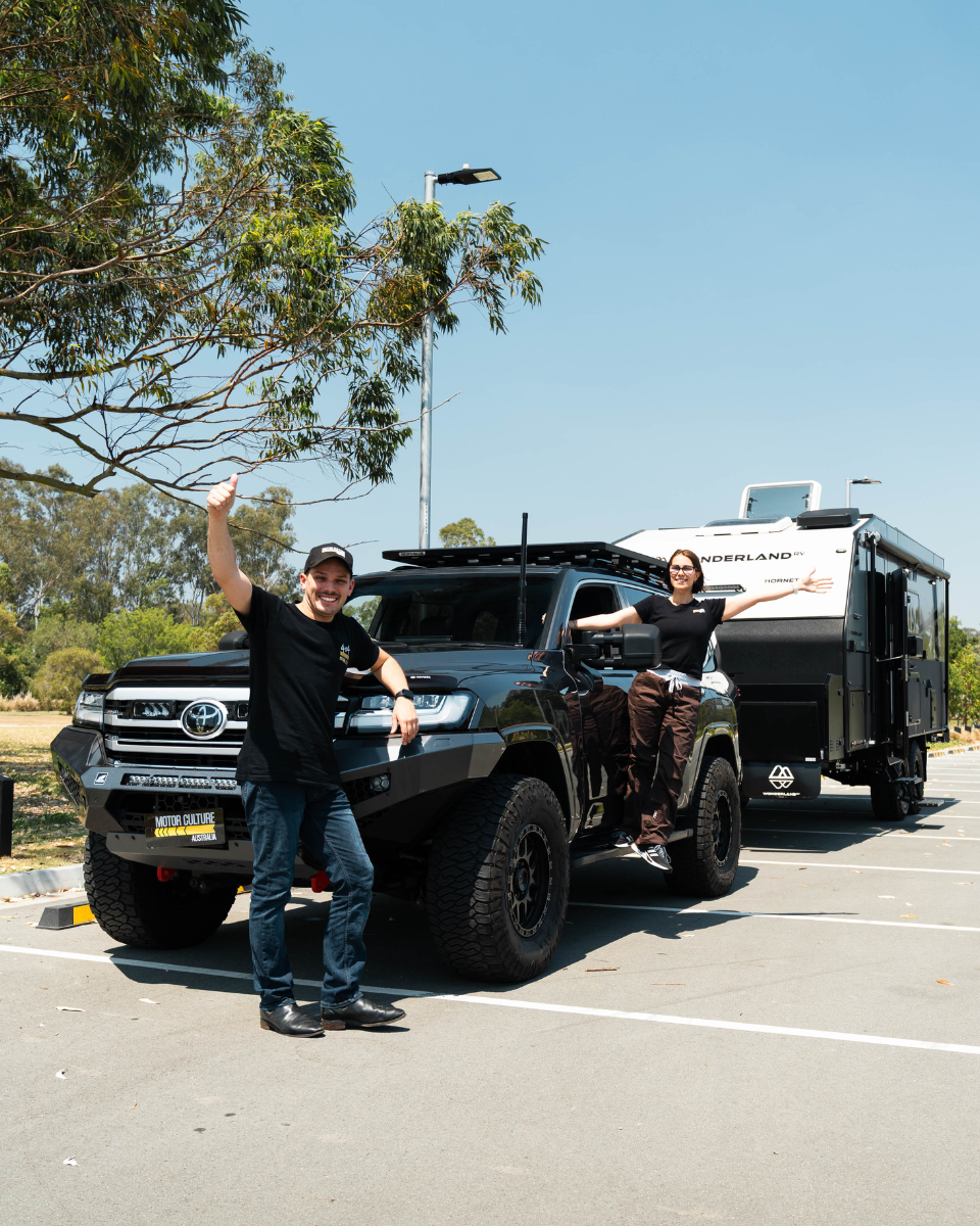 LC300 & CARAVAN