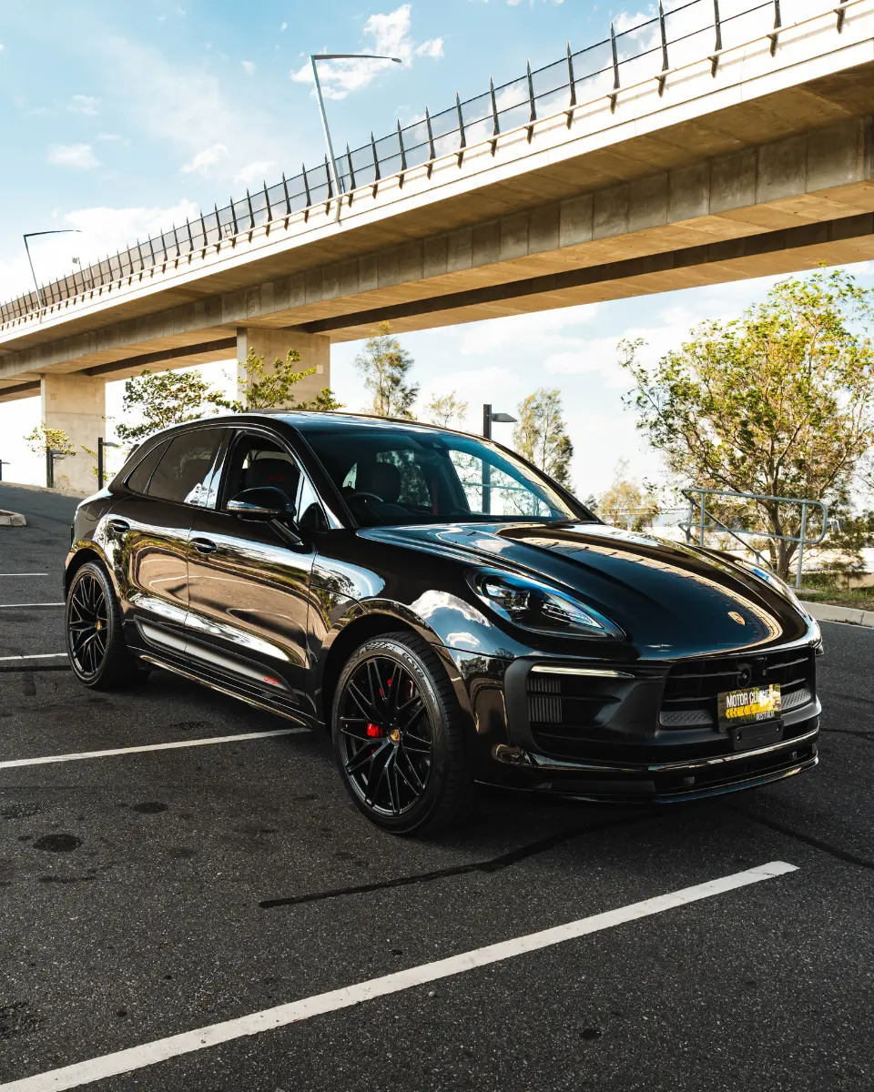 PORSCHE MACAN GTS GALLERY (2)_q75