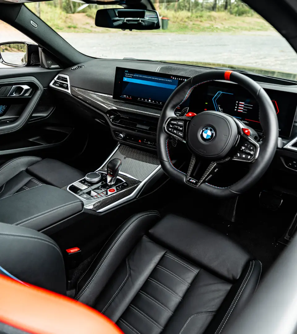 2025-bmw-m2-mode-design-interior-cabin_q75