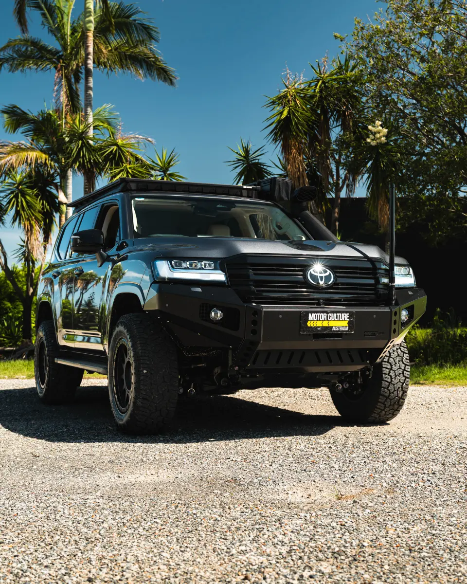 Black Friday Landcruiser_q75