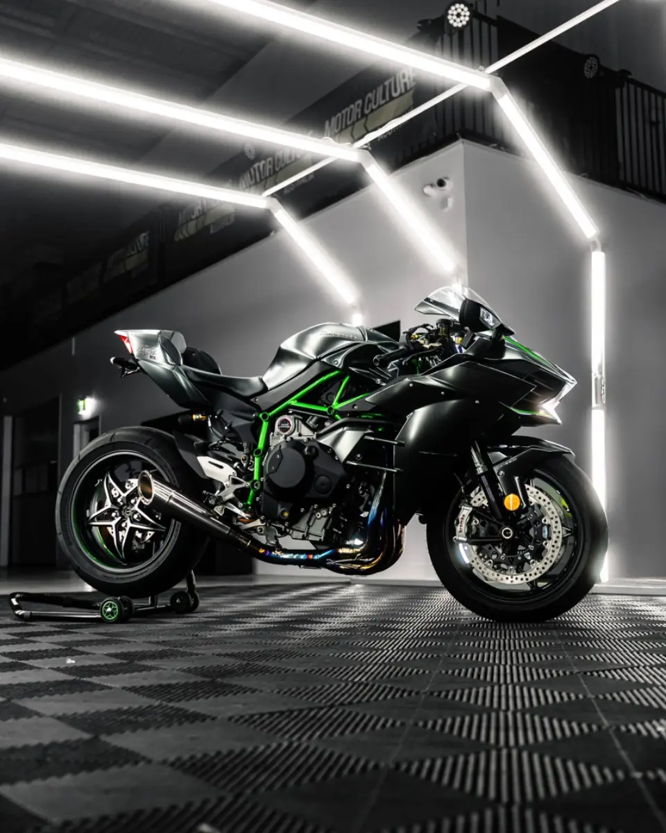 NINJA H2 MOTOR CULTURE AUSTRALIA IMAGE (9)_q75