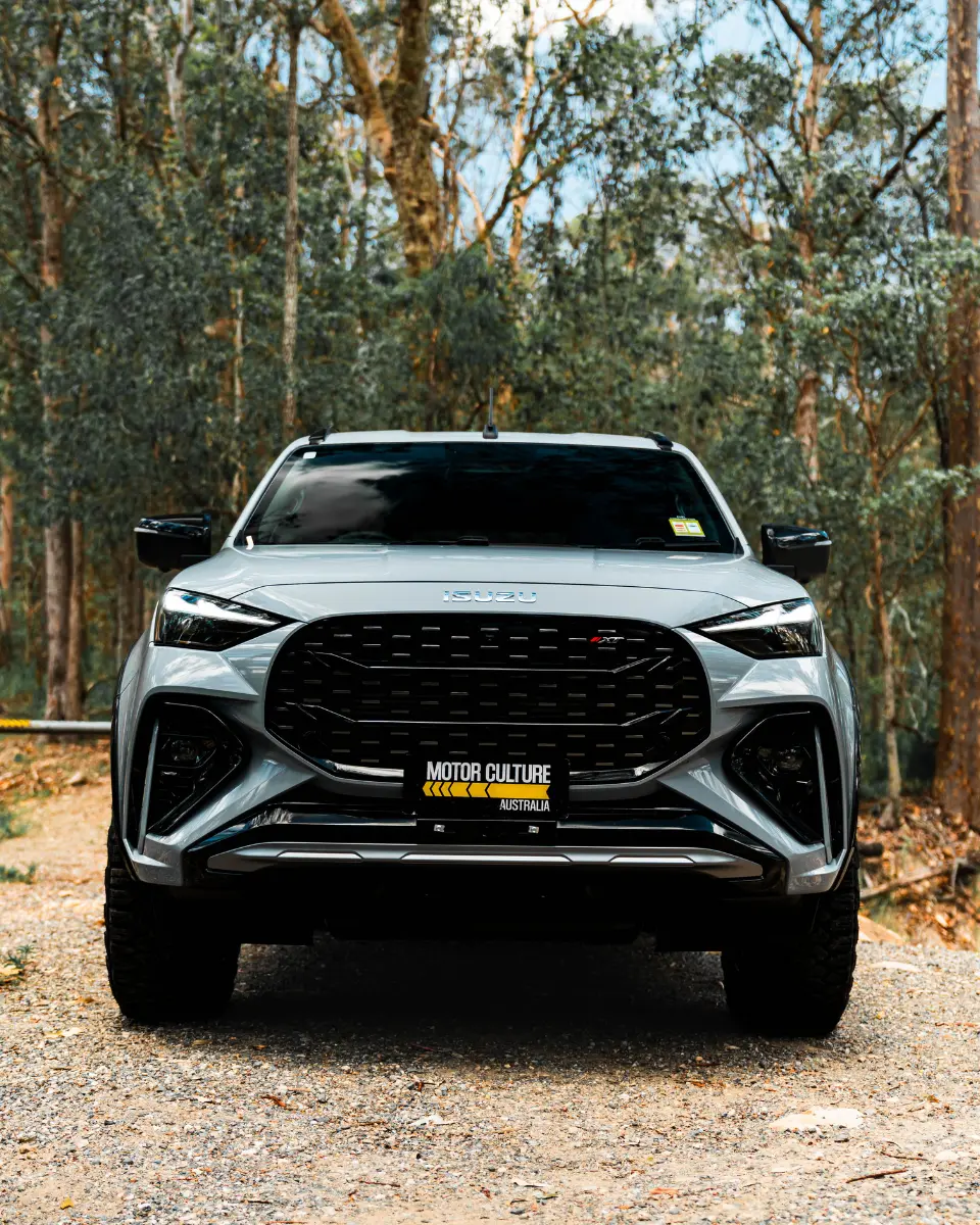 ISUZU MUX GALLERY (2)_q75