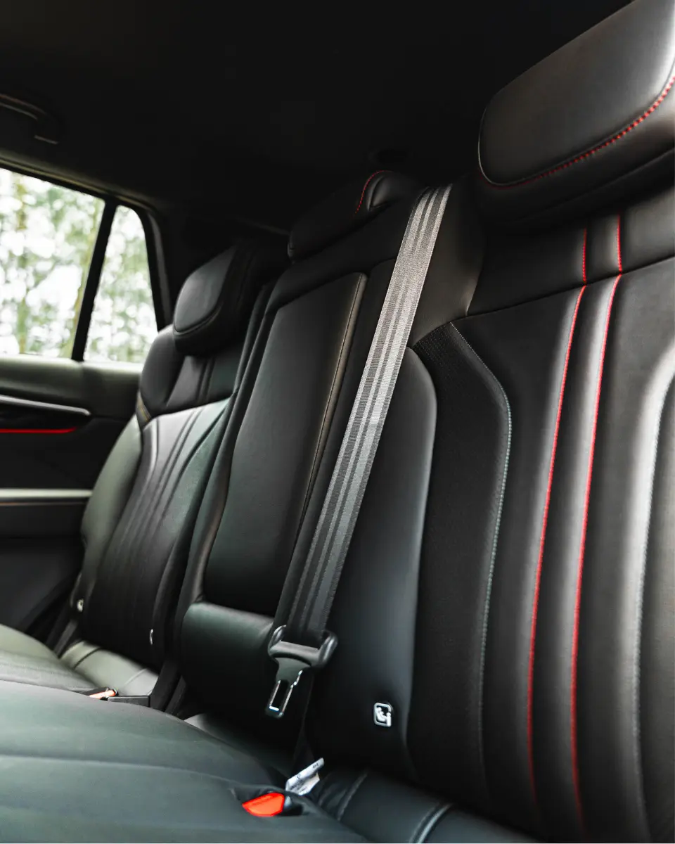 ISUZU MUX GALLERY (8)_q75