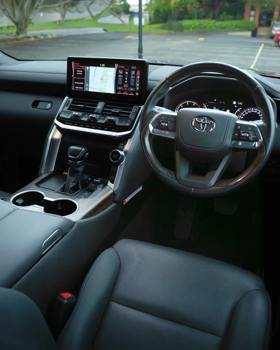 LC300 (5)_q75